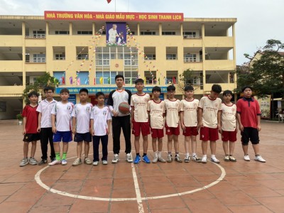 HỌC SINH NHÀ TRƯỜNG TỎA SÁNG TẠI GIẢI BÓNG RỔ HỘI KHỎE PHÙ ĐỔNG NĂM HỌC 2024 - 2025