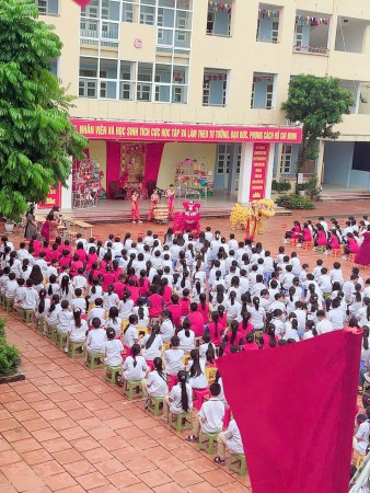 NGOẠI KHÓA "VUI TẾT TRUNG THU NĂM 2025"